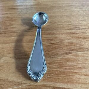 Vintage Avon silver plated collectible spoon